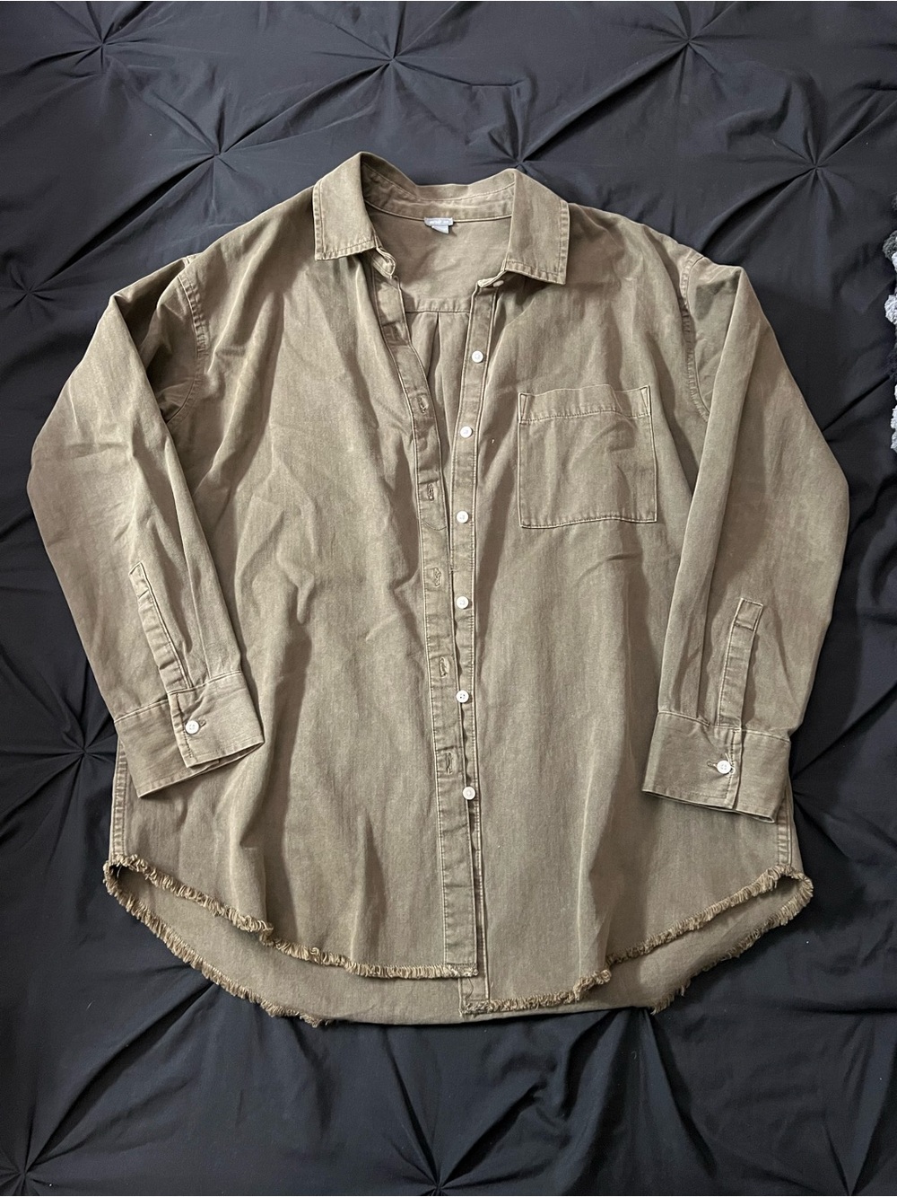 aerie Olive Green Long-Sleeve Button-Down Shirt